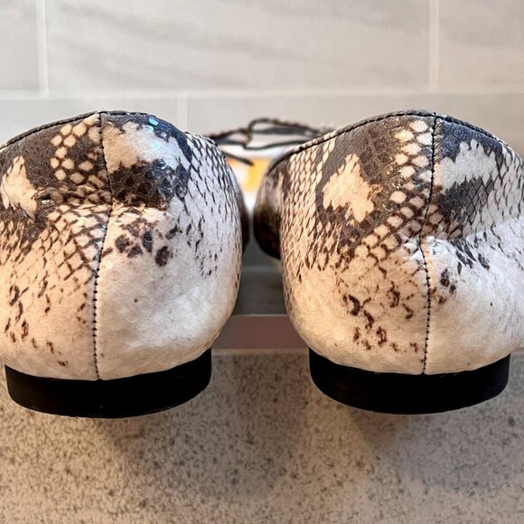 Stuart Weitzman Jodie Python Flats Size 6.5 - Picture 9 of 11